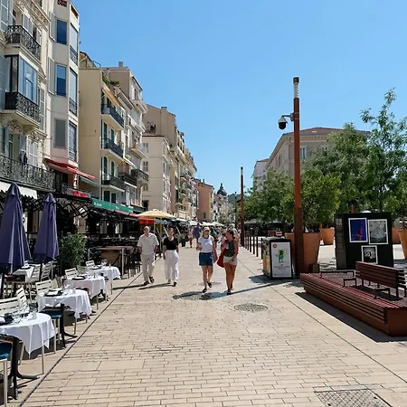 Prime Location Hyper Center Ideal For Couples & Families - Walk Everywhere - Smart By Totolulucannes *